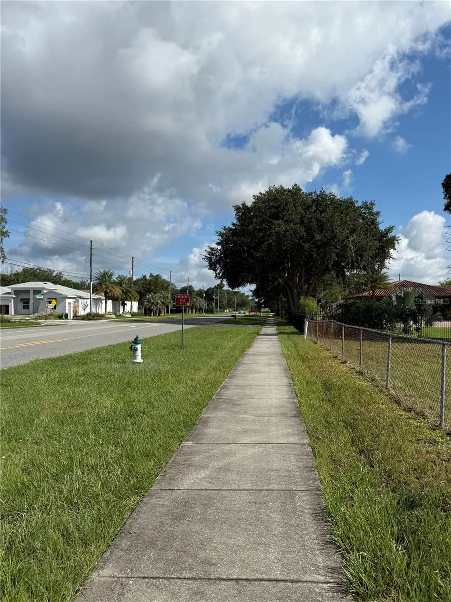 Econlockhatchee Trail S, Orlando, FL 32825 - #2