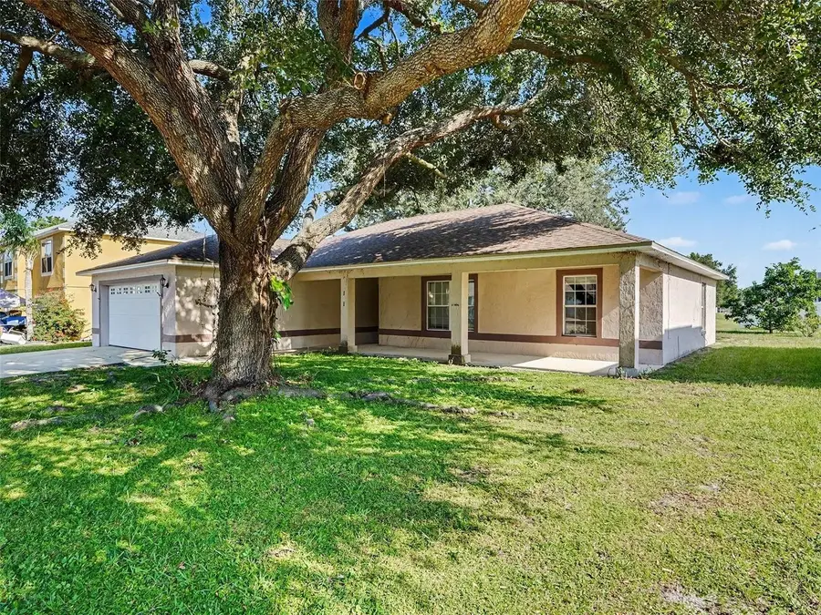 121 Shaddock Drive, Auburndale, FL 33823 - #3