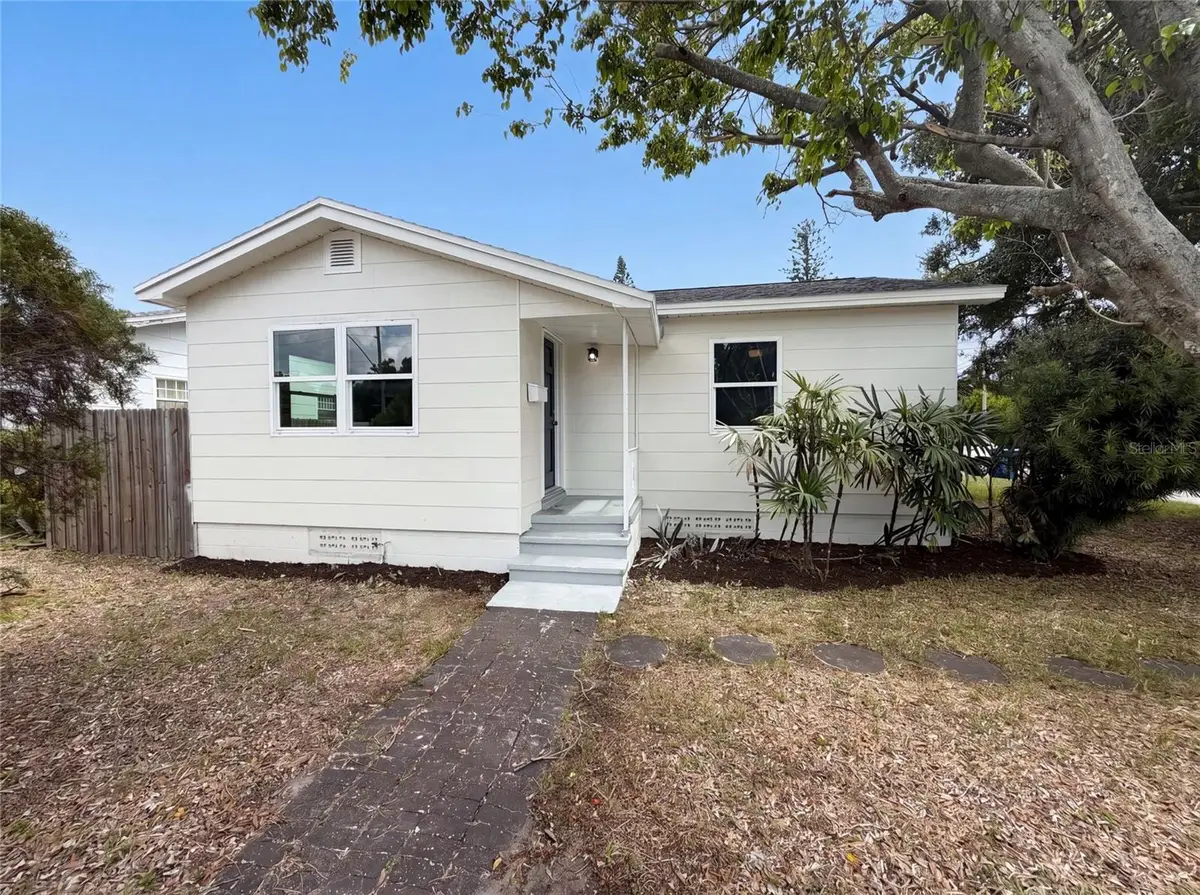 2596 38th Avenue N, Saint Petersburg, FL 33713 - #1