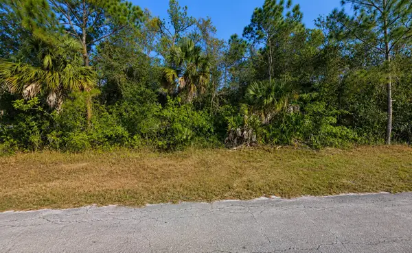 904 Albany Avenue, LEHIGH ACRES, FL 33971