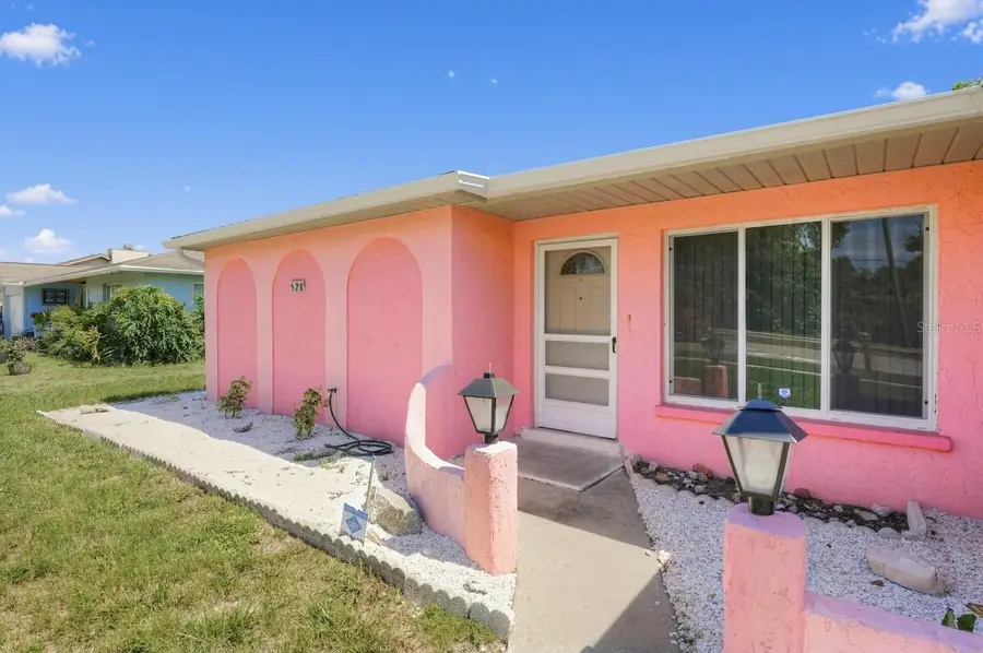 520 Center Road, Venice, FL 34285 - #3