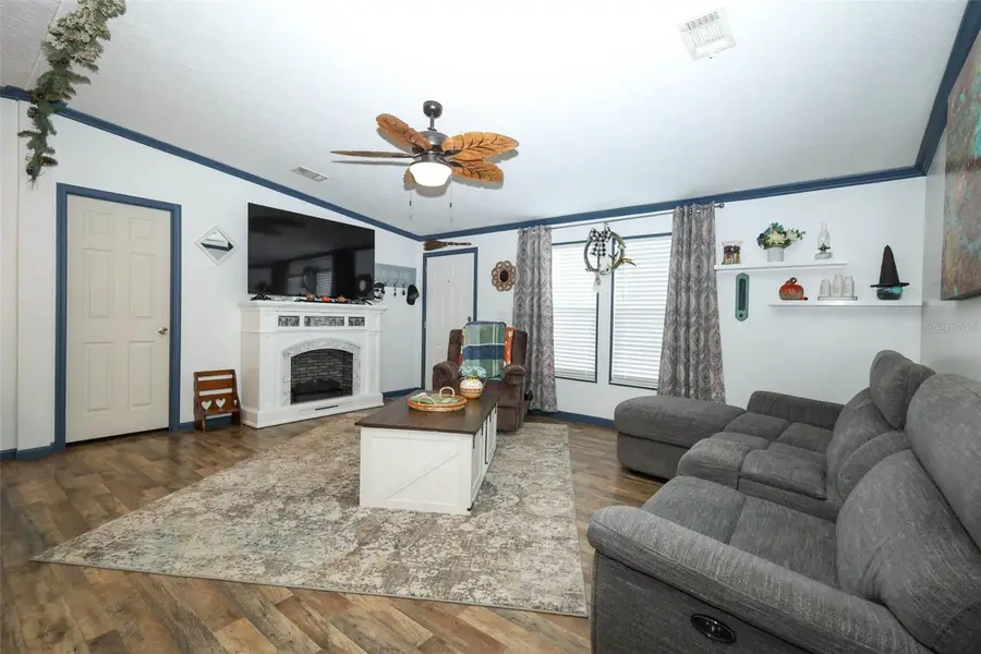 44031 East Road, Paisley, FL 32767 - #3