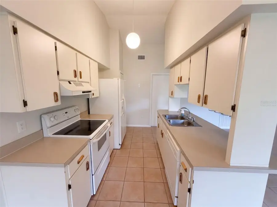 1061 Hunt Street Nw, Palm Bay, FL 32907 - #2