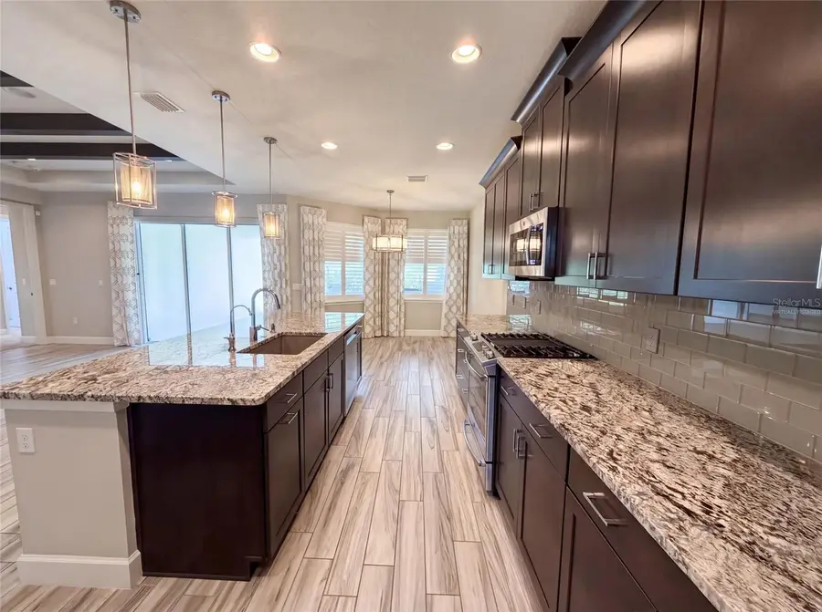 1011 Victoria Hills Drive S, Deland, FL 32724 - #2