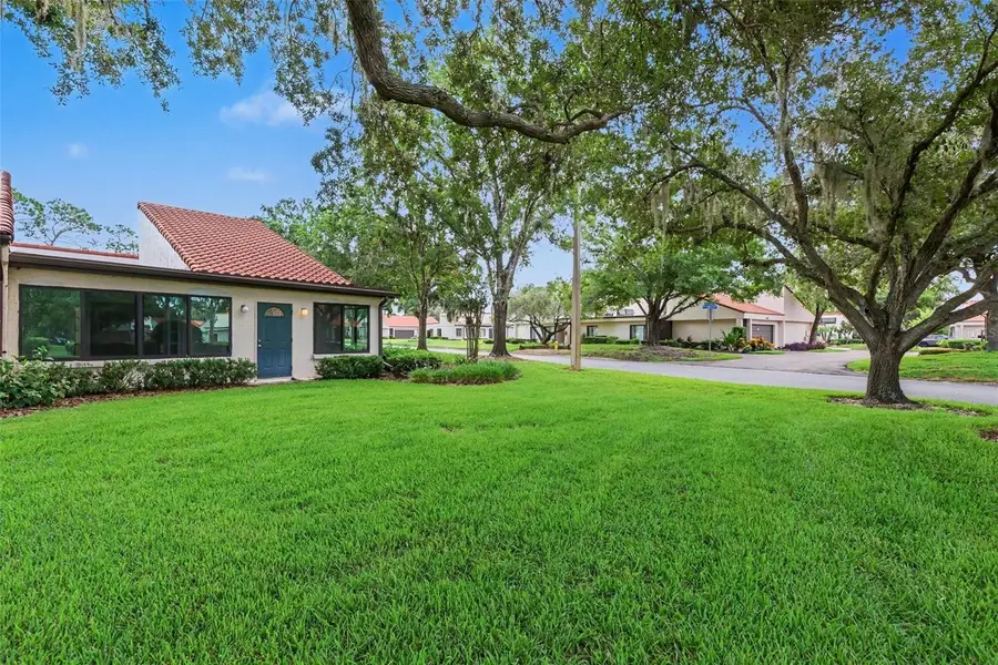 108 Seville Court N, Plant City, FL 33566 - #2
