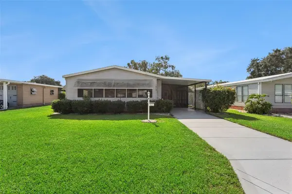 1615 Pinehurst Drive, LADY LAKE, FL 32159