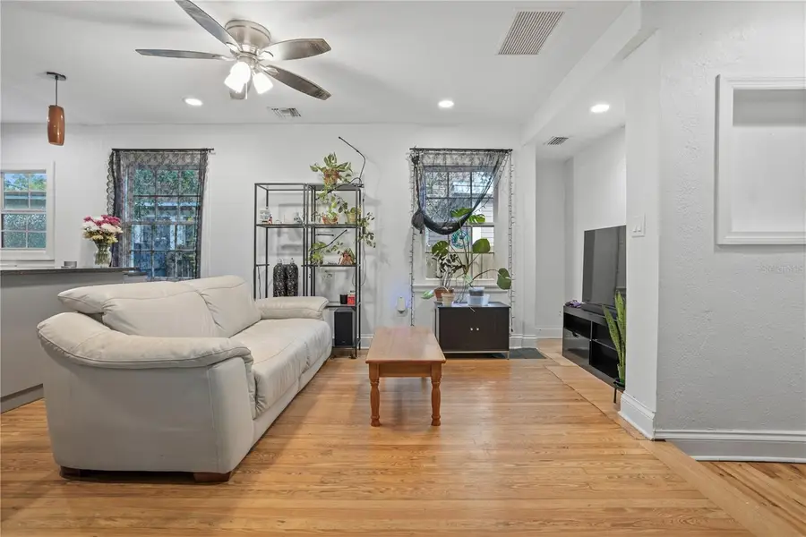 816 E Jefferson Street, Orlando, FL 32801 - #3