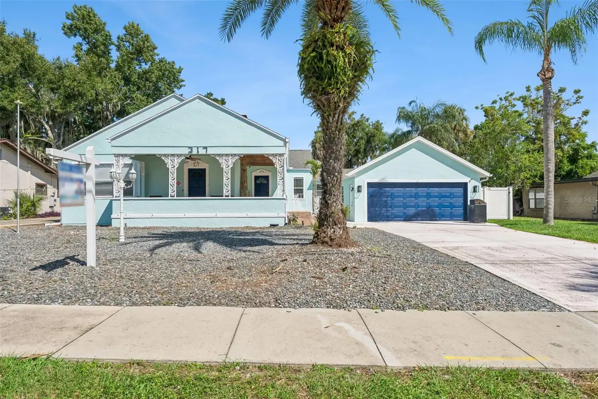 317 E Main Street, Tavares, FL 32778 - #1