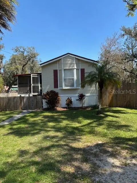 1749 Elizabeth Street, NEW SMYRNA BEACH, FL 32168