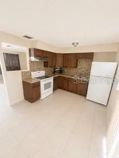 729 Lotus Lane, Daytona Beach, FL 32114 - #3