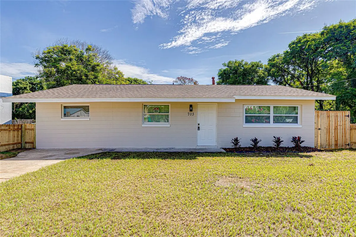 703 S Dixie Avenue, Fruitland Park, FL 34731 - #1