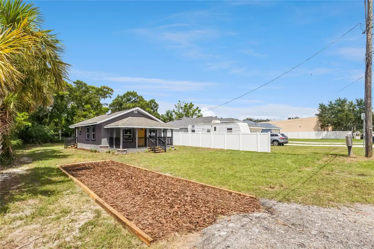 512 Bennett Street, Auburndale, FL 33823 - #1