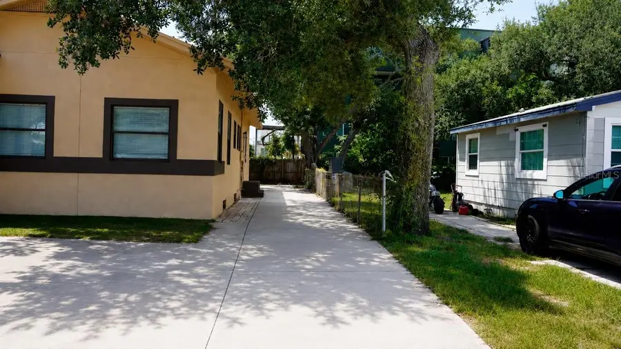 650 30th Avenue S, Saint Petersburg, FL 33705 - #3