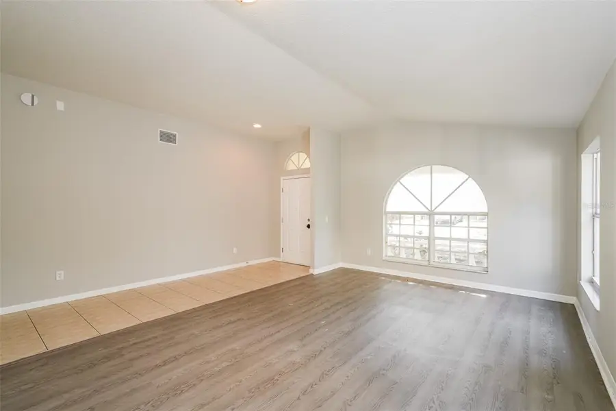 8516 Canterbury Lake Boulevard, Tampa, FL 33619 - #3