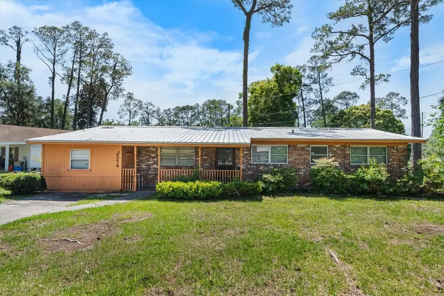 2214 NE 17th Terrace, Gainesville, FL 32609 - #2
