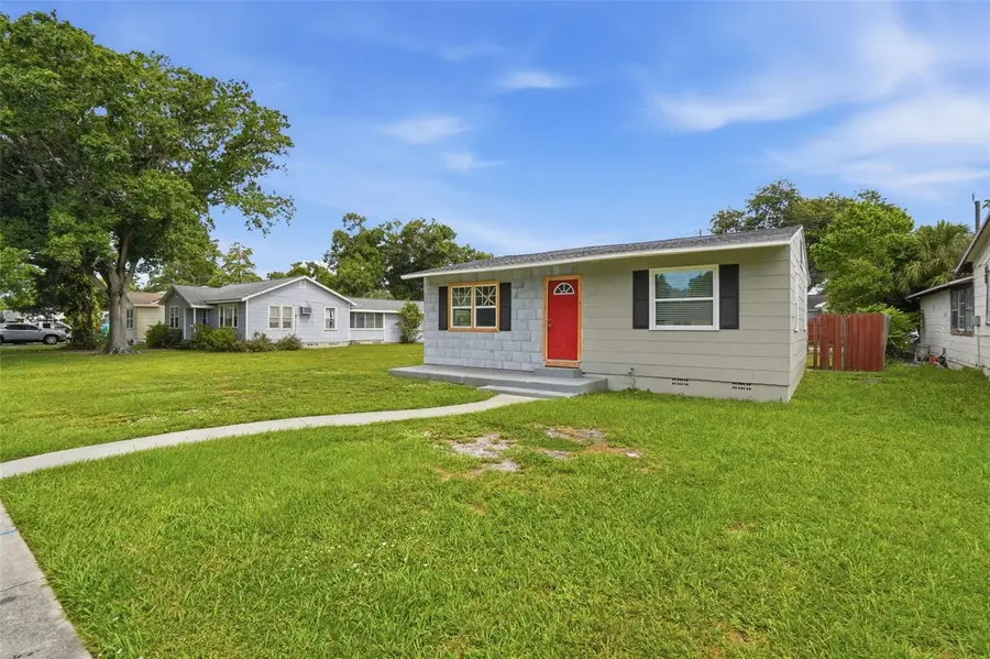 4535 Emerson Avenue S, Saint Petersburg, FL 33711 - #2