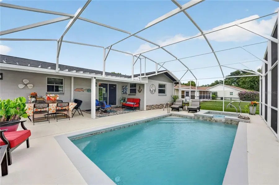 28050 Lois Drive, Tavares, FL 32778 - #2