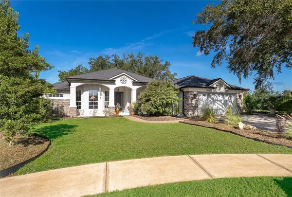 302 Hickory Springs Court, DEBARY, FL 32713
