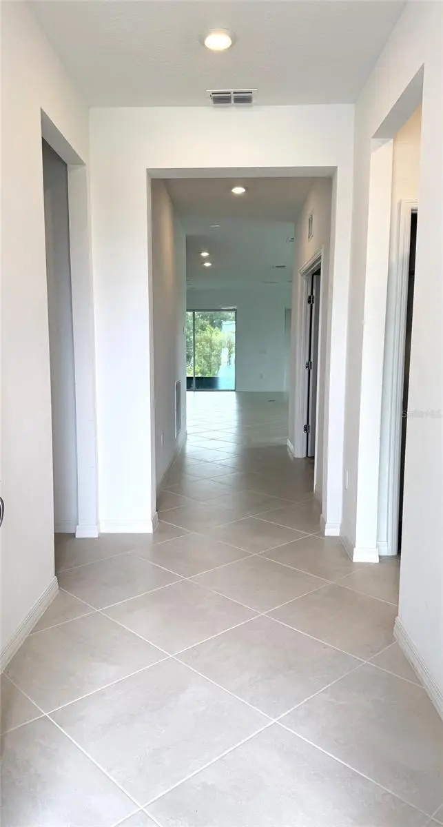 957 Silverlake Boulevard, Lake Alfred, FL 33850 - #3