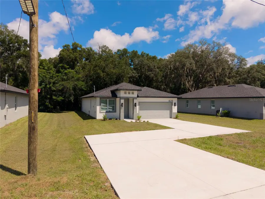439 E 13th Street, Apopka, FL 32703 - #2