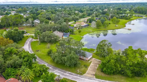 2366 Salem Drive, DELTONA, FL 32738