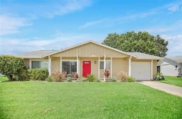 10526 Linger Lane, ORLANDO, FL 32821