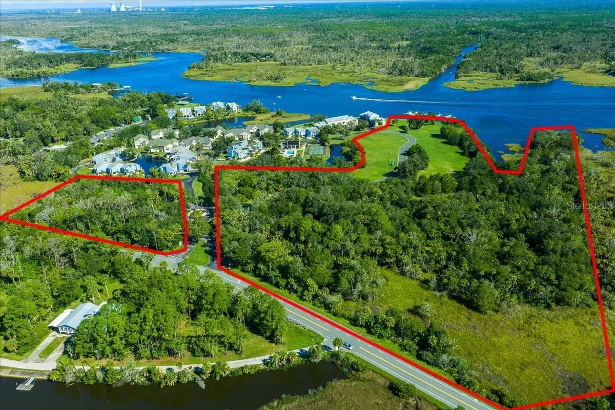 2825 N Rivers Edge Boulevard, Crystal River, FL 34429 - #1