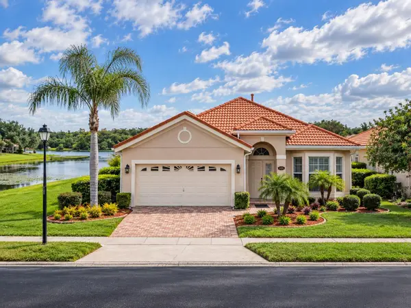 5200 Watervista Drive, ORLANDO, FL 32821