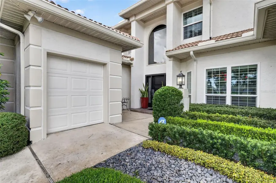 2422 Sweetwater Country Club Drive, Apopka, FL 32712 - #2