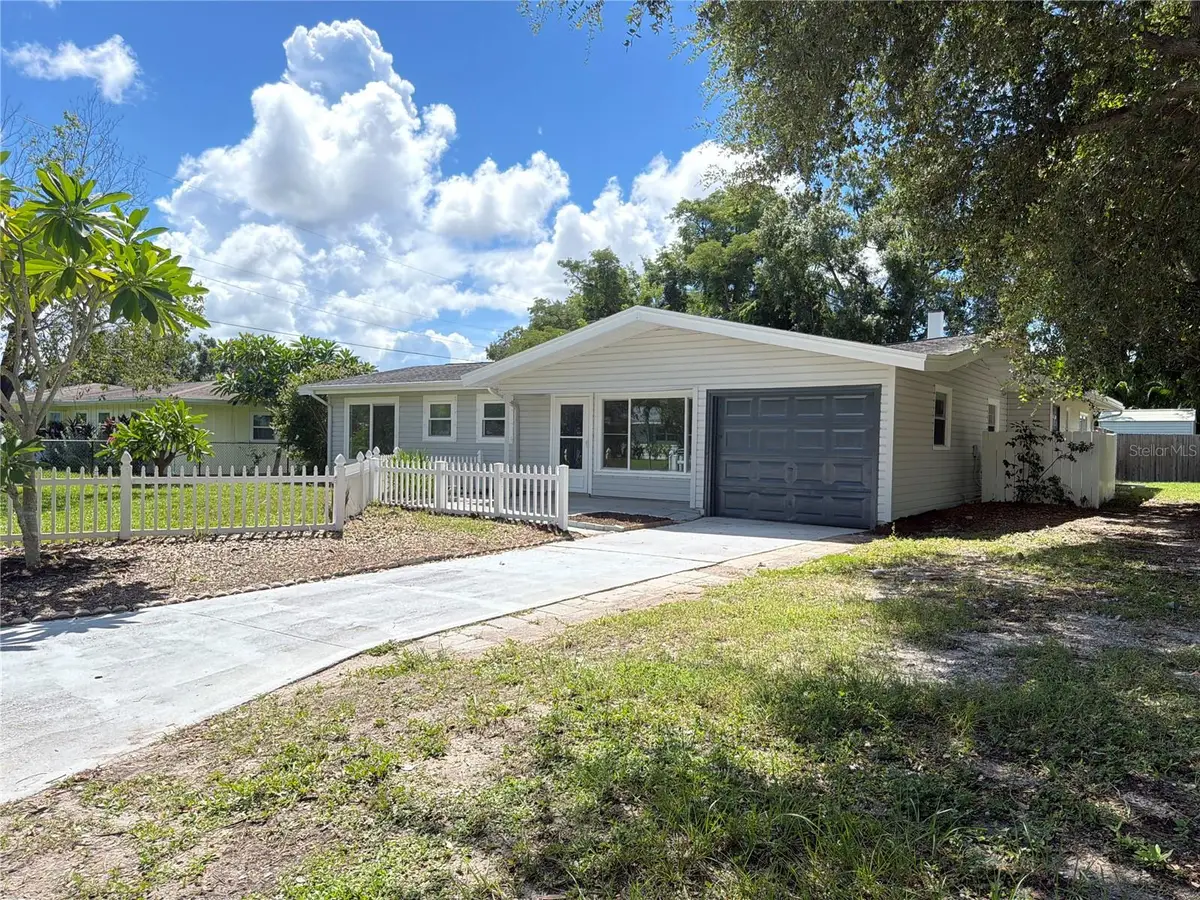 3010 Hatton Street, Sarasota, FL 34237 - #1