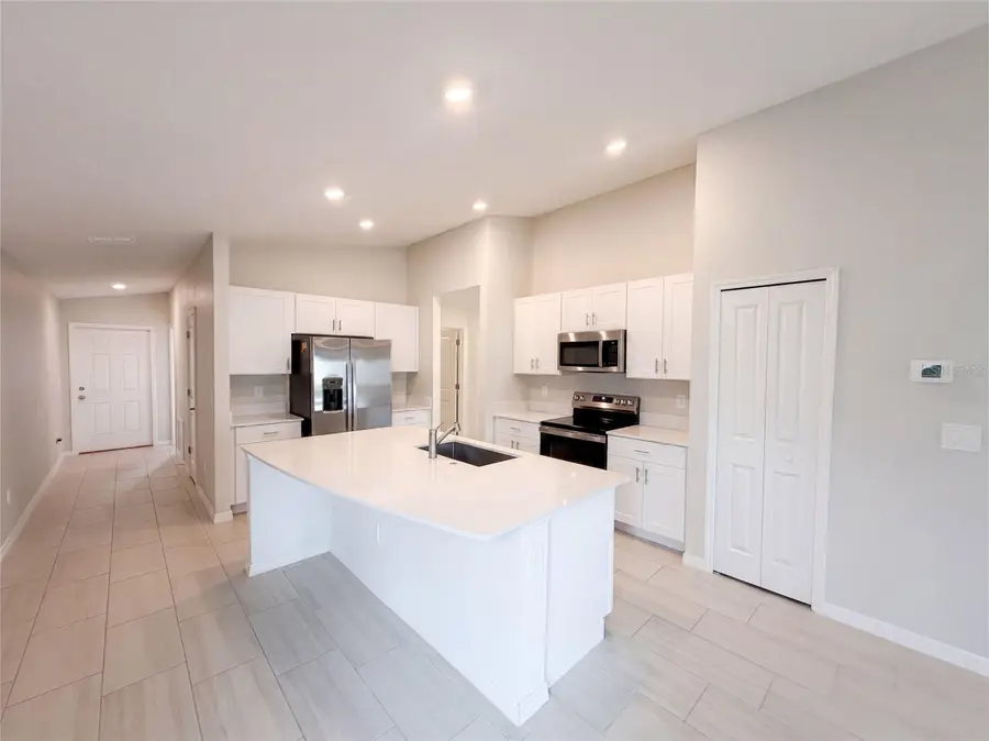 3513 Radiant Mountain Drive, Plant City, FL 33565 - #3