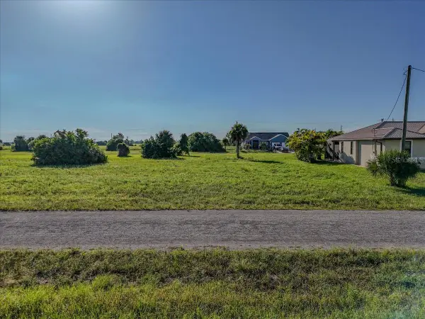 6 Gull Court, PLACIDA, FL 33946