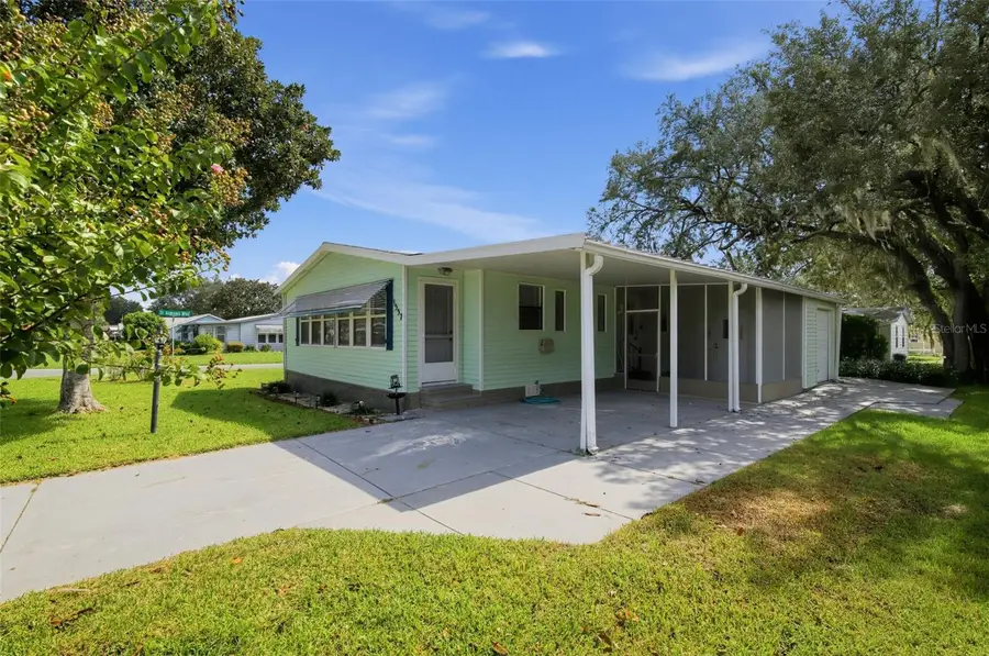 1537 E Schwartz Boulevard, Lady Lake, FL 32159 - #2