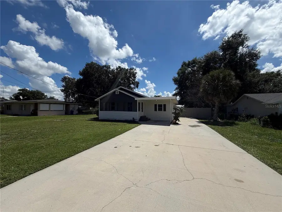335 E Hoffman Street, Lake Alfred, FL 33850 - #3