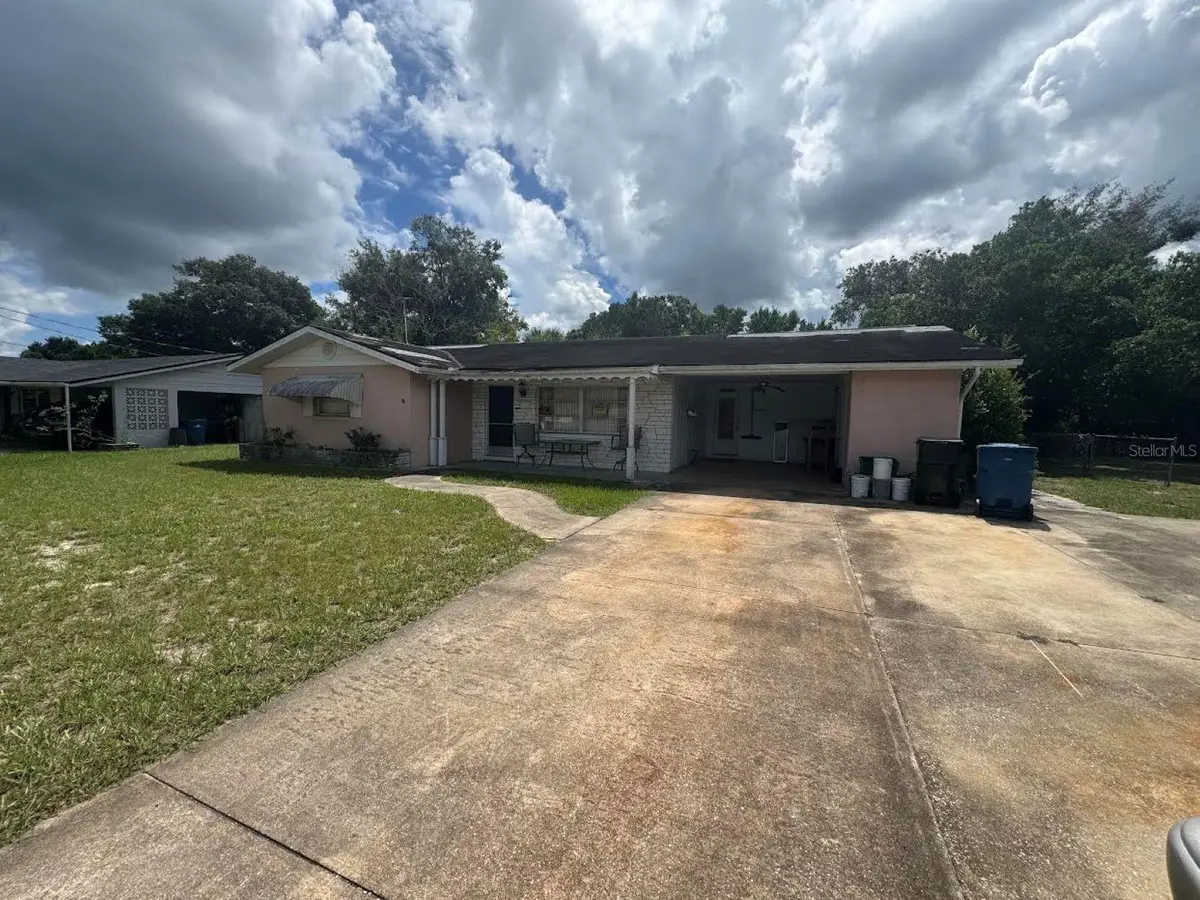 230 E Roberts Street, Orange City, FL 32763 - #1