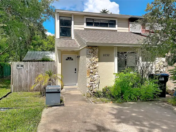 2832 Hunt Club Lane, ORLANDO, FL 32826