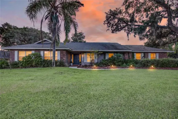 33014 Karl Court, LEESBURG, FL 34788