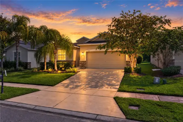 2857 Carrickton Circle, ORLANDO, FL 32824