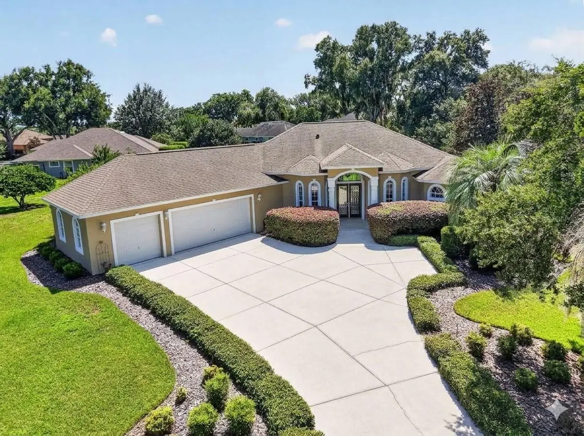 6053 Spinnaker Loop, Lady Lake, FL 32159 - #1