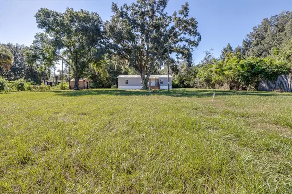8833 Nundy Avenue, GIBSONTON, FL 33534