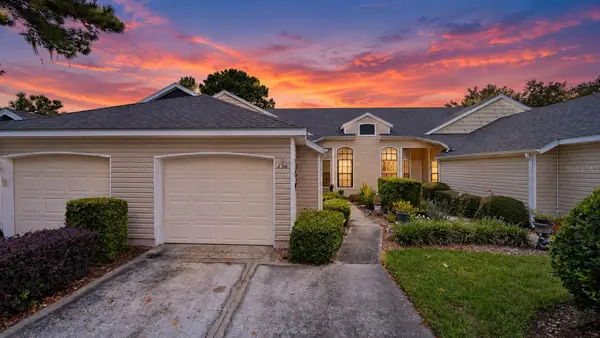 136 Juniper Way, TAVARES, FL 32778