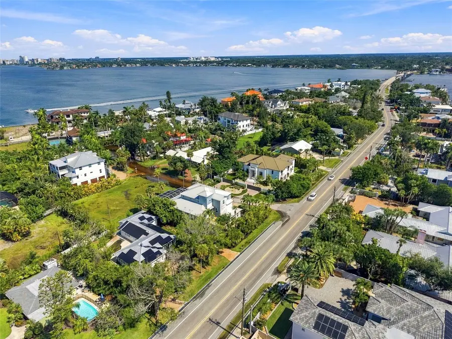 617 Siesta Drive, Sarasota, FL 34242 - #3