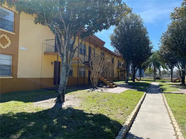 778 Ridenhour Circle #778, ORLANDO, FL 32809