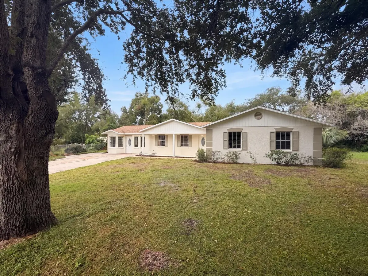 2303 S Swan Court Ne, Winter Haven, FL 33881 - #1