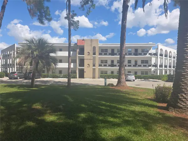 100 El Camino Drive #208, WINTER HAVEN, FL 33884