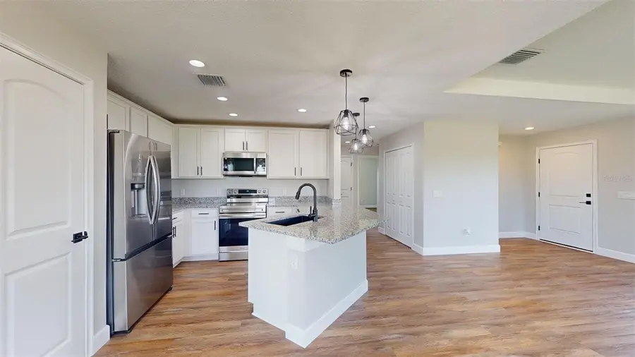 19520 NW 260th Street, Okeechobee, FL 34972 - Image #2