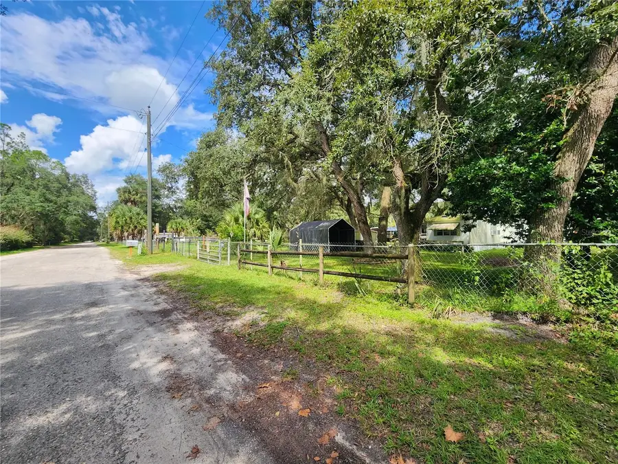 1821 NE 115th Avenue, Silver Springs, FL 34488 - Image #2