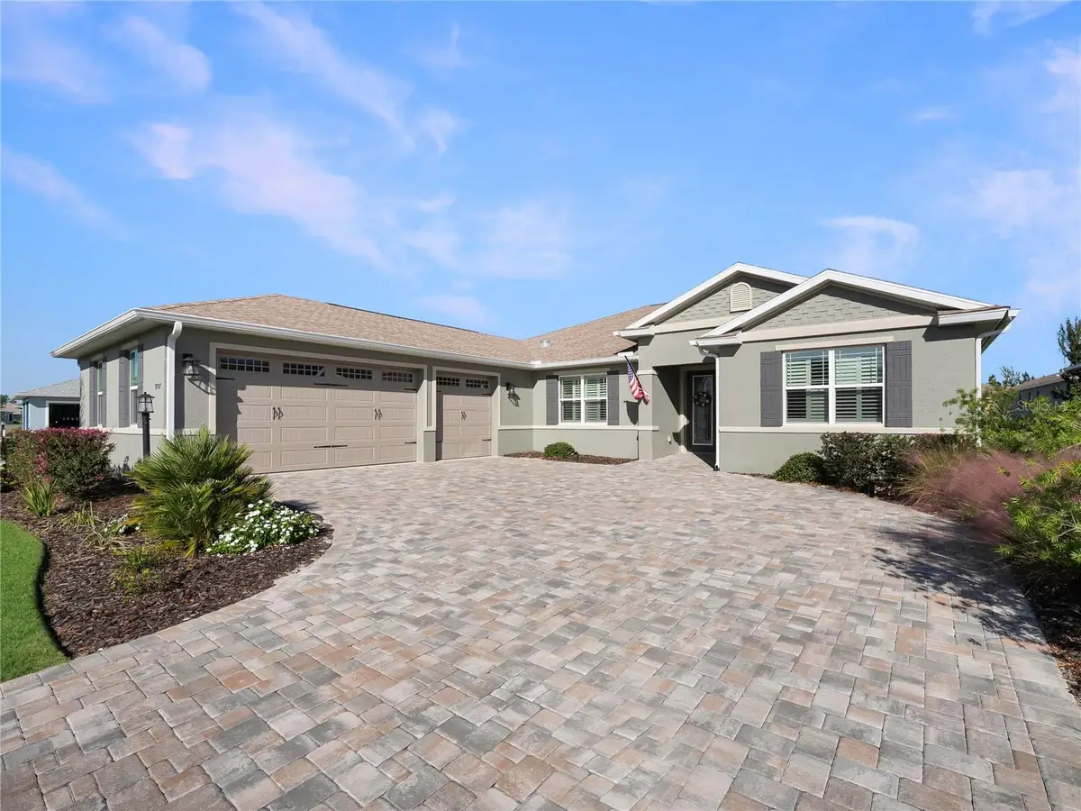 9707 SW 79th Lane Road, Ocala, FL 34481 - Image #1