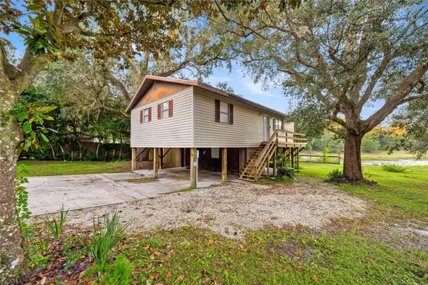 6490 SE 180th Avenue Road, OCKLAWAHA, FL 32179