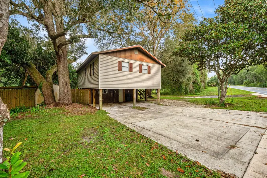6490 SE 180th Avenue Road, Ocklawaha, FL 32179 - Image #2